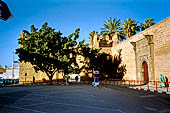 Rabat - Mura andaluse, Bab el Had la porta del mercato della domenica.